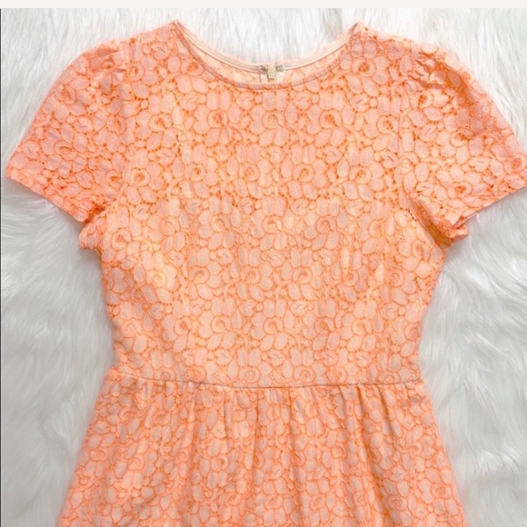 SOLD-Miss Me Coral Eyelet Lace Floral Dress - Picture 3 of 8
